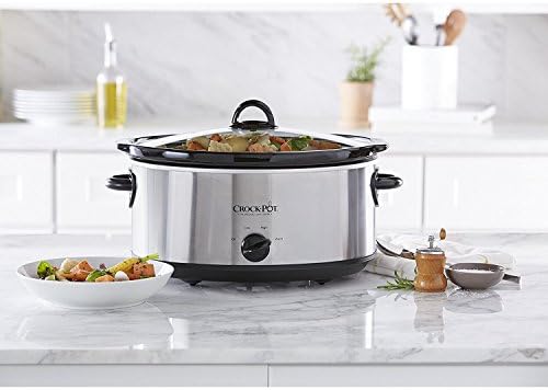 Programmable Crock-Pot 7 Quart Oval Manual Slow Cooker – Stainless Steel S29K - Stainless Steel Slow Cooker with Locking Lid Detail