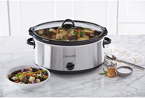 Programmable Crock-Pot 7 Quart Oval Manual Slow Cooker – Stainless Steel S29K - Stainless Steel Slow Cooker with Locking Lid Detail
