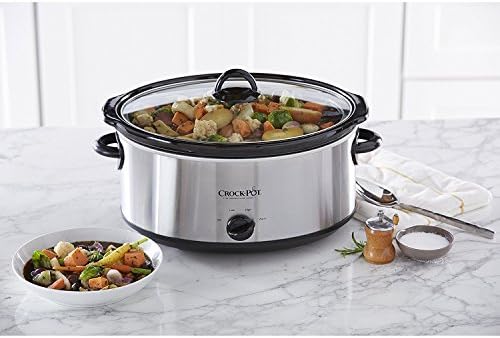 Programmable Crock-Pot 7 Quart Oval Manual Slow Cooker – Stainless Steel S29K - Stainless Steel Slow Cooker with Locking Lid Detail